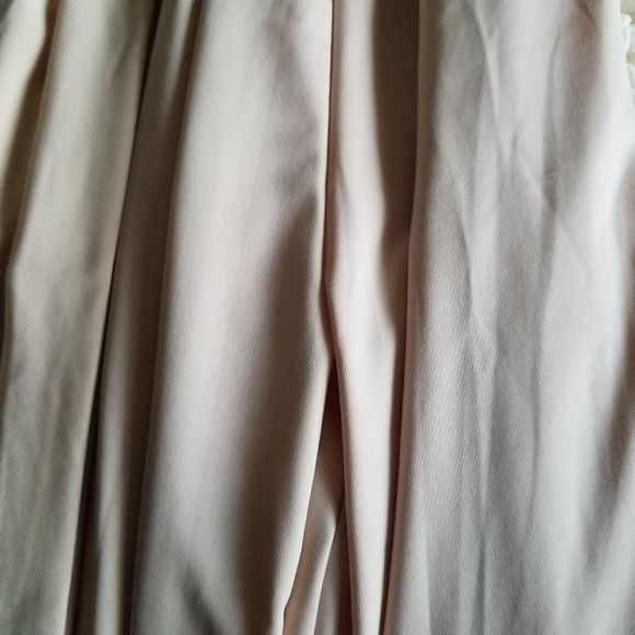 Gorgeous Apricpt colored 1piece Jumpsuit - Picture 5 of 7